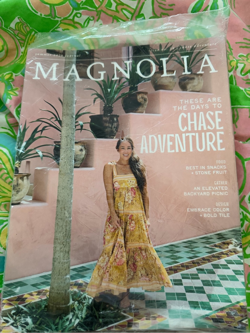 Magnolia (2) and Real Simple (2) bundle of magazines